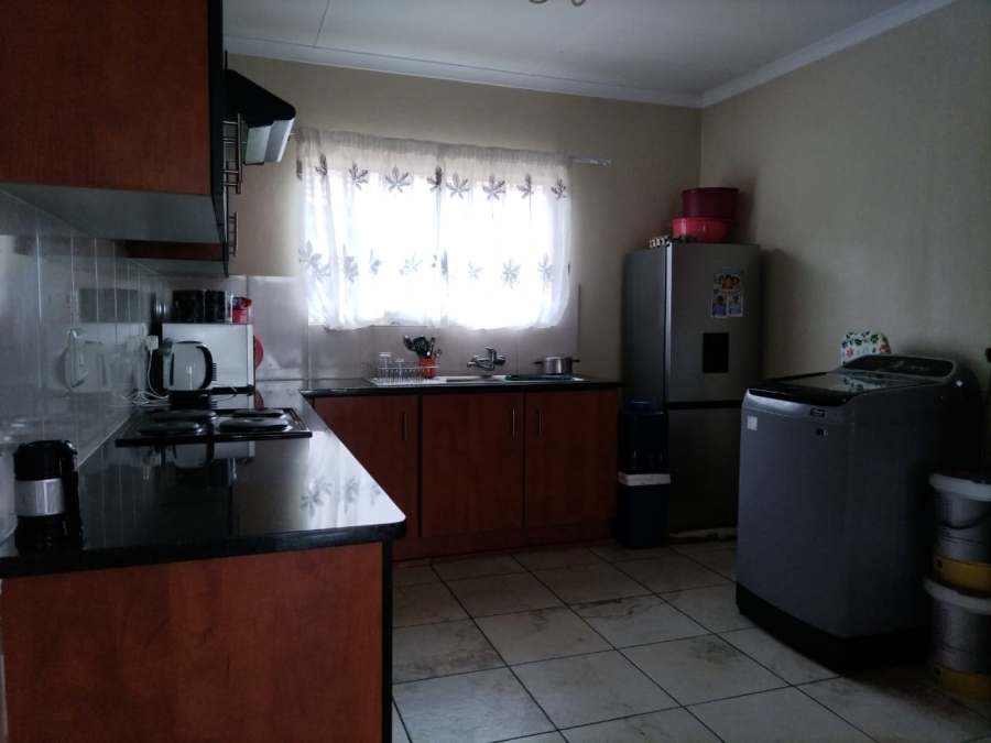 3 Bedroom Property for Sale in Waterval East North West